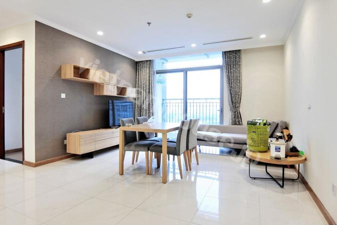 Vinhomes Central Park và bức tranh dòng sông êm đềm kề bên