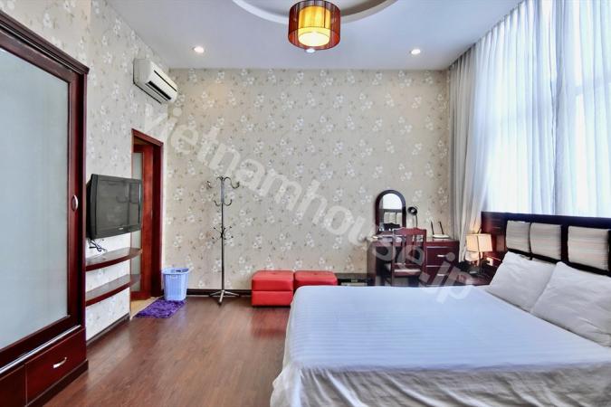 日本人街ヘムの中のサービスアパートメント