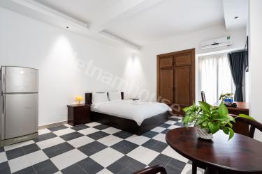 Modern studio with small balcony near Ba Son bridge