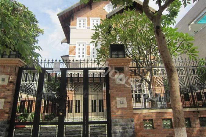 2区の大きめ格安VILLA