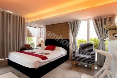 Căn hộ dịch vụ mới ngay trung tâm thành phố với giá thuê tốt