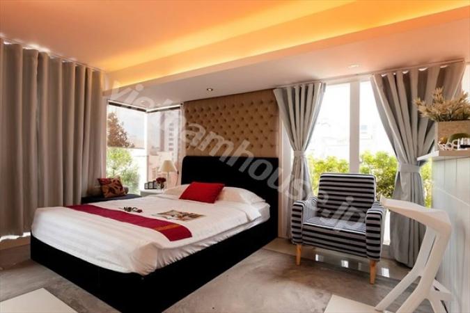 Căn hộ dịch vụ mới ngay trung tâm thành phố với giá thuê tốt