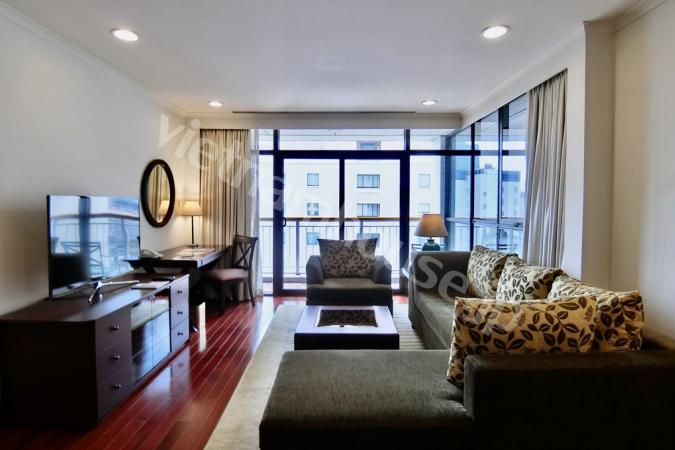 High class serviced apartment for rent near Le Thanh Ton area