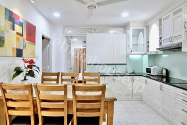 New apartment with high quality furniture in District 1