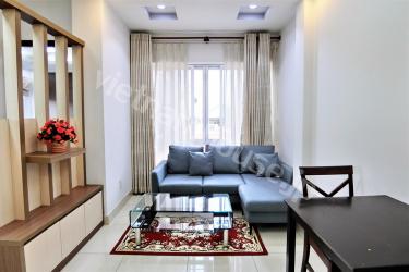 Large window apartment in the center of District 1