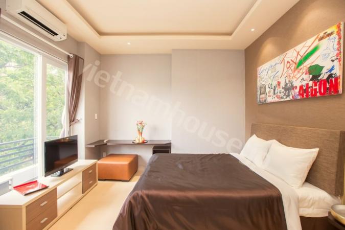 Modern space to living in green area Dist 1.