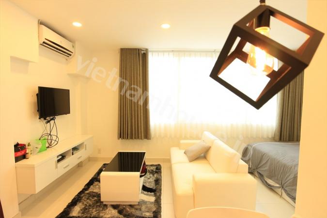 Wonderful serviced apartment near Nhieu Loc canal, Binh Thanh District.
