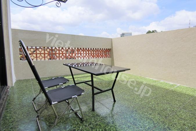 大きめバルコニーの1LDKサービスAPT