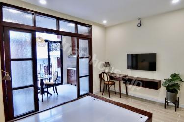 Apartment in District 1 with high quality fixtures and fittings throughout