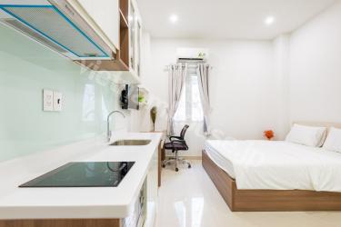 The awesome apartment at the front road of DIstrict 1