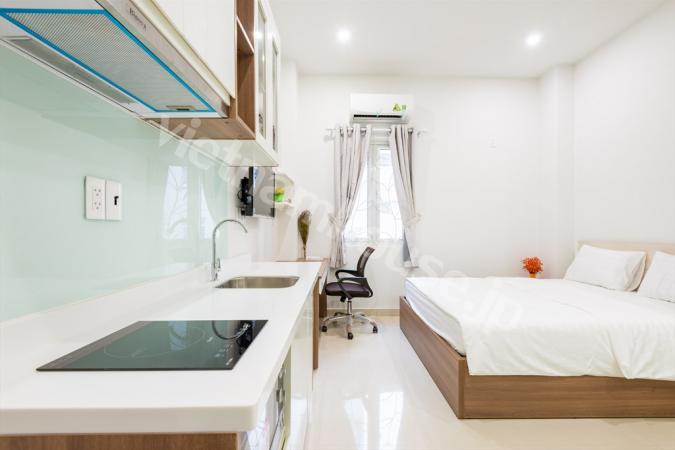 The awesome apartment at the front road of DIstrict 1