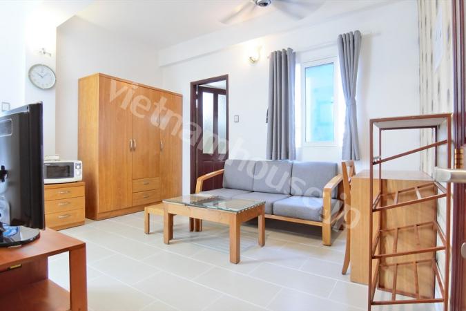 Well positioned apartment within walking distance to everything