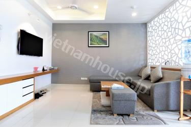 Outstanding 1 bedroom apartment including bathtub