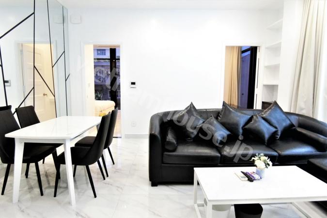 シックな2LDKのサービスAPT