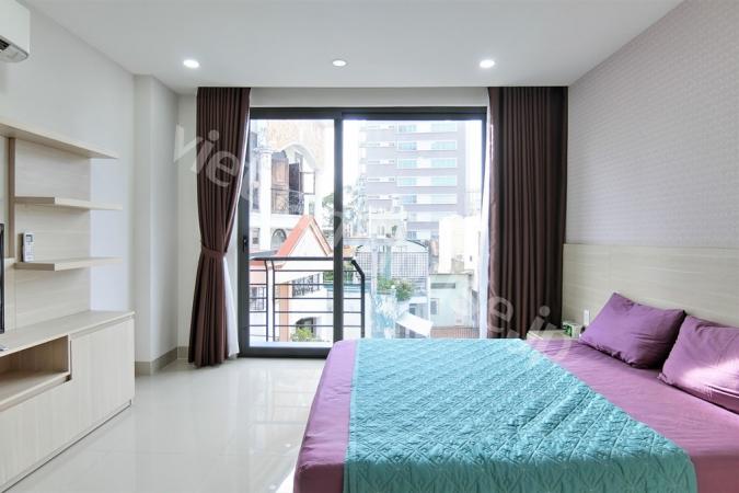 Stylish studio including nice balcony in District 1