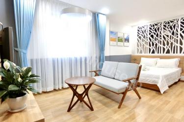 Outstanding studio apartment in quiet alley