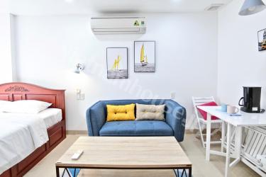 Recently-built apartment with everything new