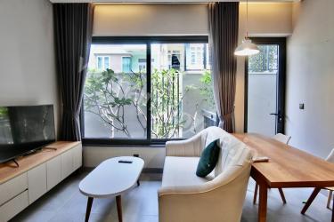 Nice garden surrounding two-bedroom serviced apartment