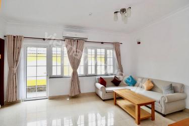 Rooftop swimming pool in serviced apartment