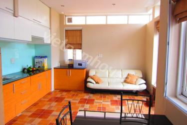 Airy 2 bedrooms APT for rent