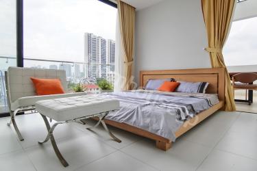 Two unique balconies with awesome views across Thao Dien