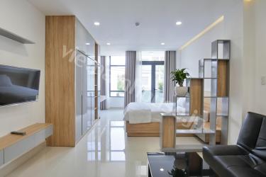 Perfectly positioned in Thao Dien with lots of amenities nearby