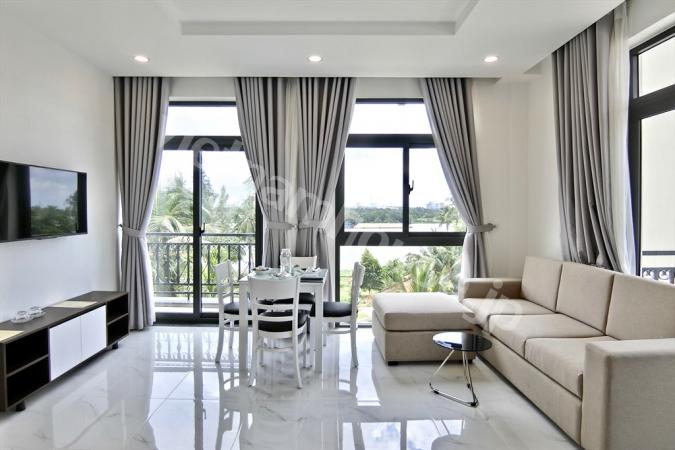 Đắm chìm trong ánh sáng mặt trời căn hộ 2 phòng ngủ lớn