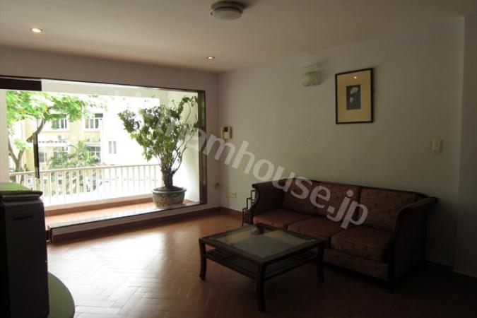 A Big Apartment With Modern Style In Dist 3