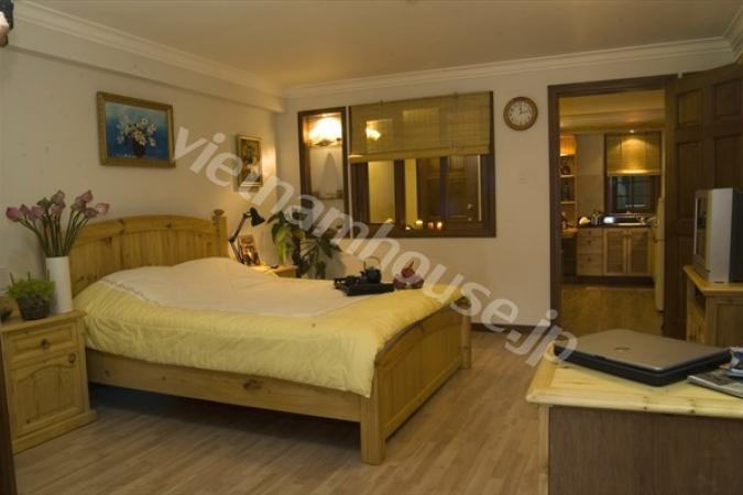 A Classic Serviced Apartment In Dist 3
