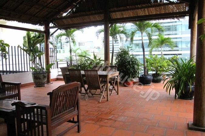 Nice Serviced Apartment with 3 Bedrooms in District 3