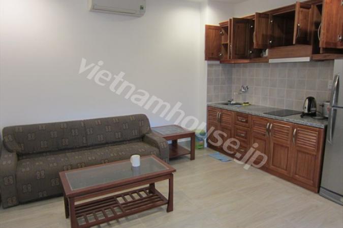 1階はドリンク屋さん、新しめサービスアパート