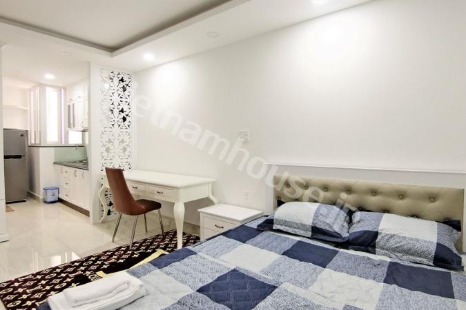 Satisfied with the gorgeous apartment near Nhieu Loc canal