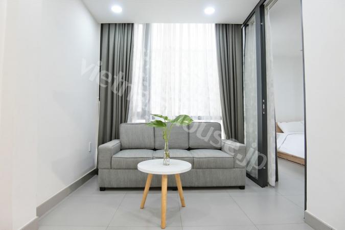 Strolling around Tao Dan park near serviced apartment