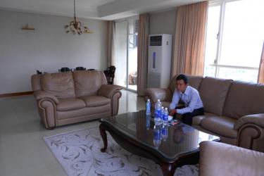 High floor apartment in The Manor