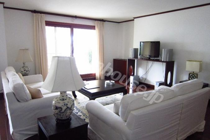 3 Bedrooms Apartment in Saigon Domaine