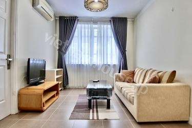 White colour designed serviced APT closed to Le Thanh Ton