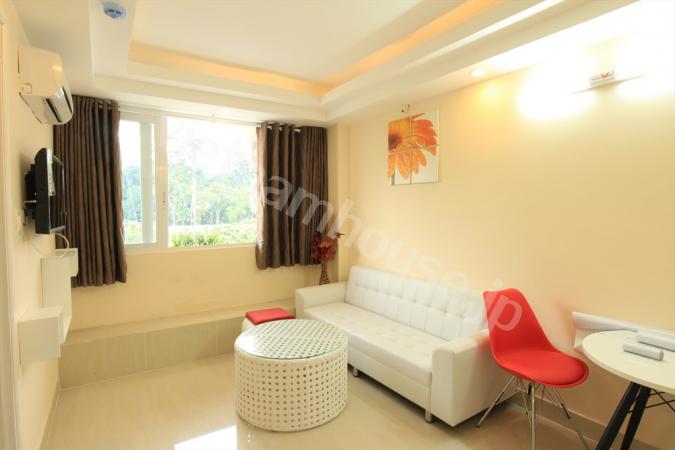 Nơi sinh sống tuyệt vời tại căn hộ gần bờ kênh Nhiêu Lộc, Bình Thạnh.