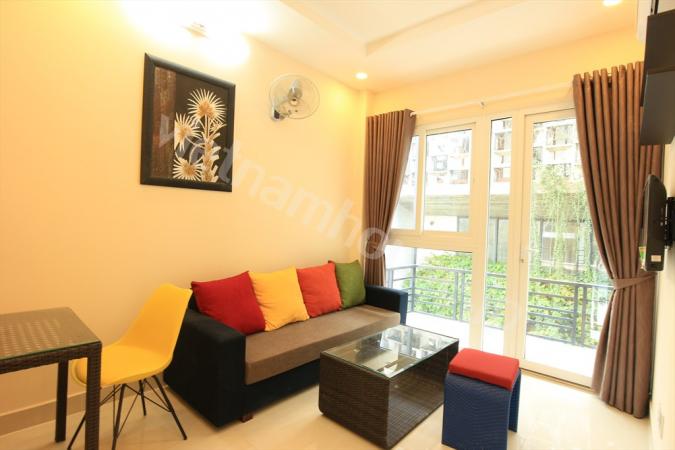 窓の外は緑でいっぱい。@PVC