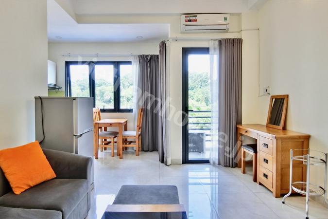 Good-sized balcony brings gentle breeze from Nhieu Loc canal