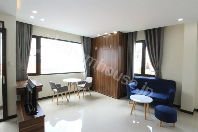 Cool design in spacious studio in Binh Thanh District.