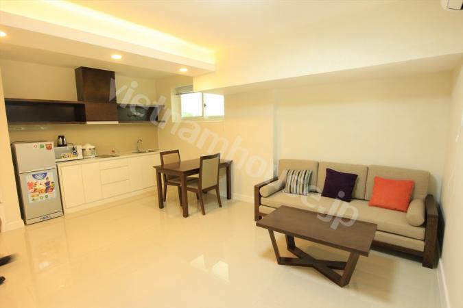 Simple life in luxury serviced apartment in Binh Thanh District.