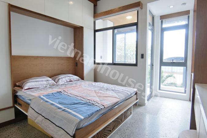 折りたたみベッド式のオシャレなワンルーム