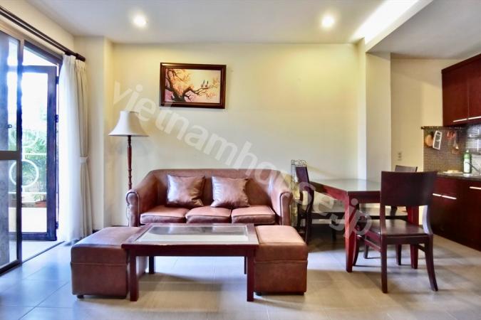 Sân ngoài trời rộng rãi cho căn hộ dịch vụ