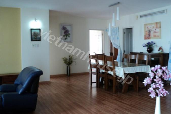 Nice Service Apartment 3 Bedrooms  On 11st Floor