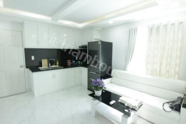 Good deal for 1 bedroom service APT in Phu Nhuan