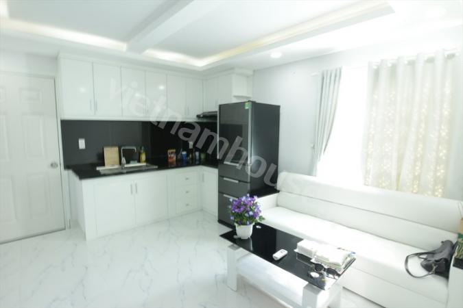 Good deal for 1 bedroom service APT in Phu Nhuan