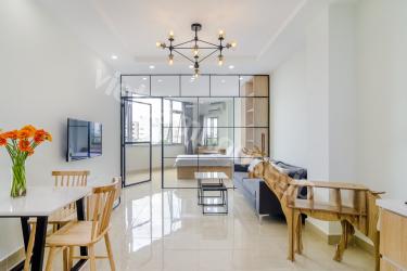 Nothing in this apartment would disappoint customers