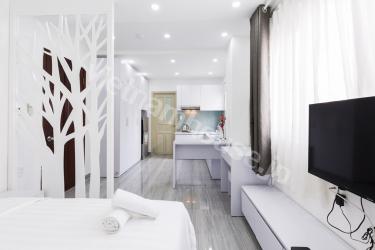 白基調のコンパクトワンルーム @フーニャン区