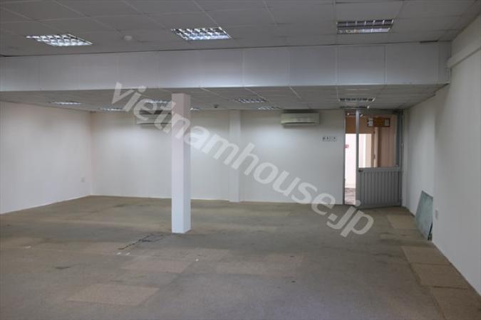 T&ograve;a nh&agrave; văn ph&ograve;ng tr&ecirc;n đường Pasteur